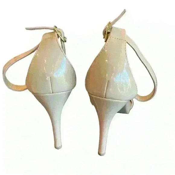 Charming Charlie’s Taupe Leather High Heels Size 8 - Picture 3 of 13